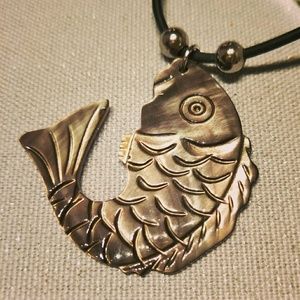 Seashell fish pandent